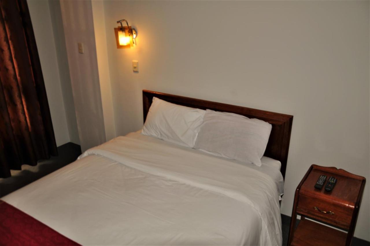 Cesar'S Hotel Peru Пуно Екстериор снимка